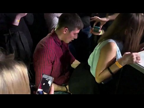 ❤️ Πραγματικό σεξ σε ρωσικό νυχτερινό κέντρο. 18 ετών Ρωσική κοπέλα πρωκτικό και κόλπο πατήσαμε σε νυχτερινό κέντρο ❤❌ Όμορφο πορνό ❌❤